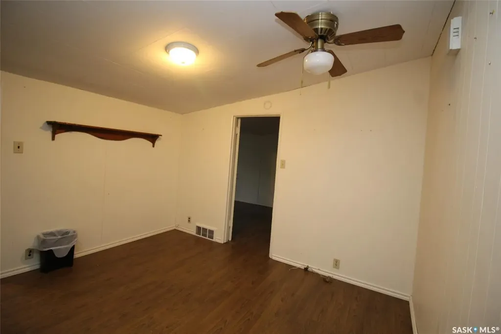 403 4th Street W Shaunavon SK S0N 2M0