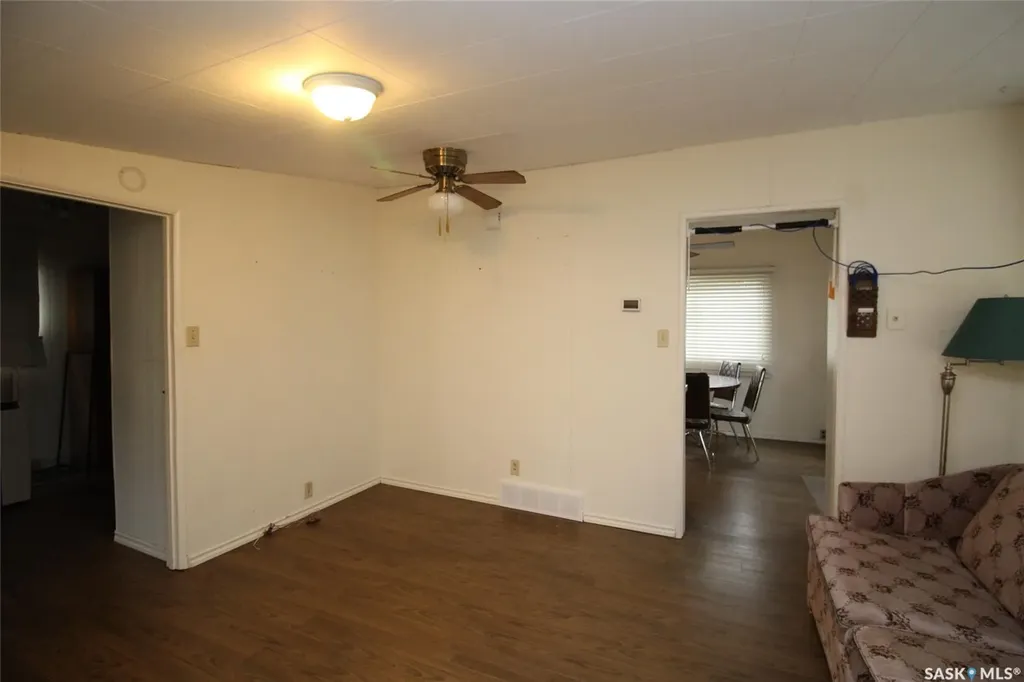 403 4th Street W Shaunavon SK S0N 2M0