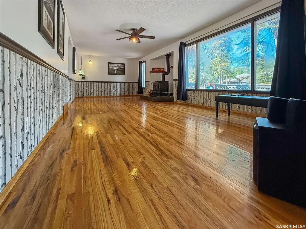 12 5th Avenue Candle Lake SK S0J 3E0