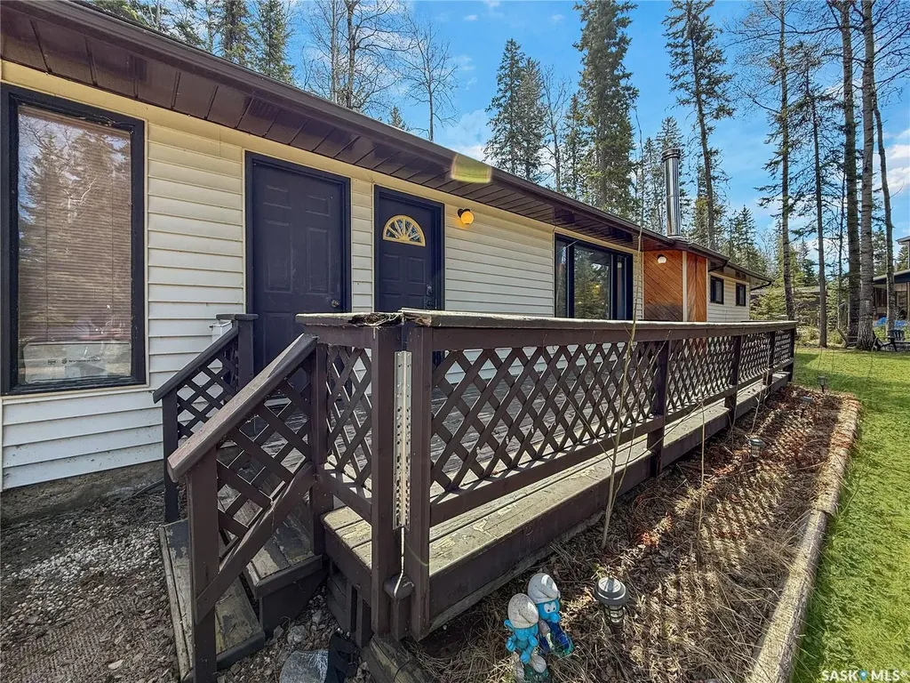 12 5th Avenue Candle Lake SK S0J 3E0