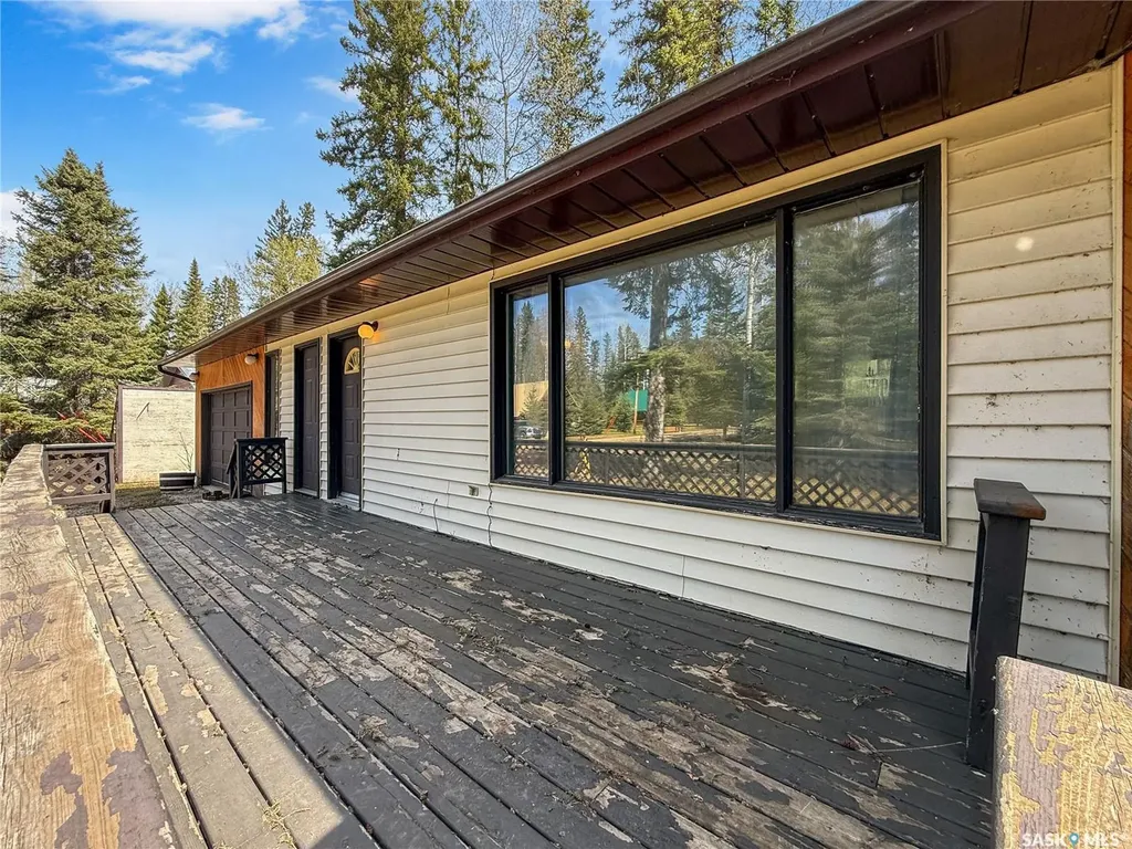 12 5th Avenue Candle Lake SK S0J 3E0
