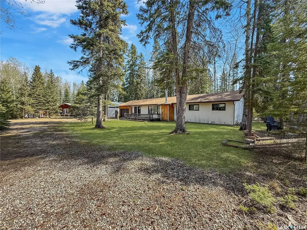 12 5th Avenue Candle Lake SK S0J 3E0