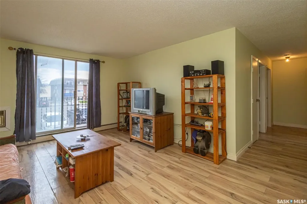 3809 Luther Place Saskatoon SK S7H 4B1