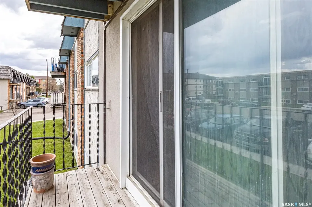 3809 Luther Place Saskatoon SK S7H 4B1