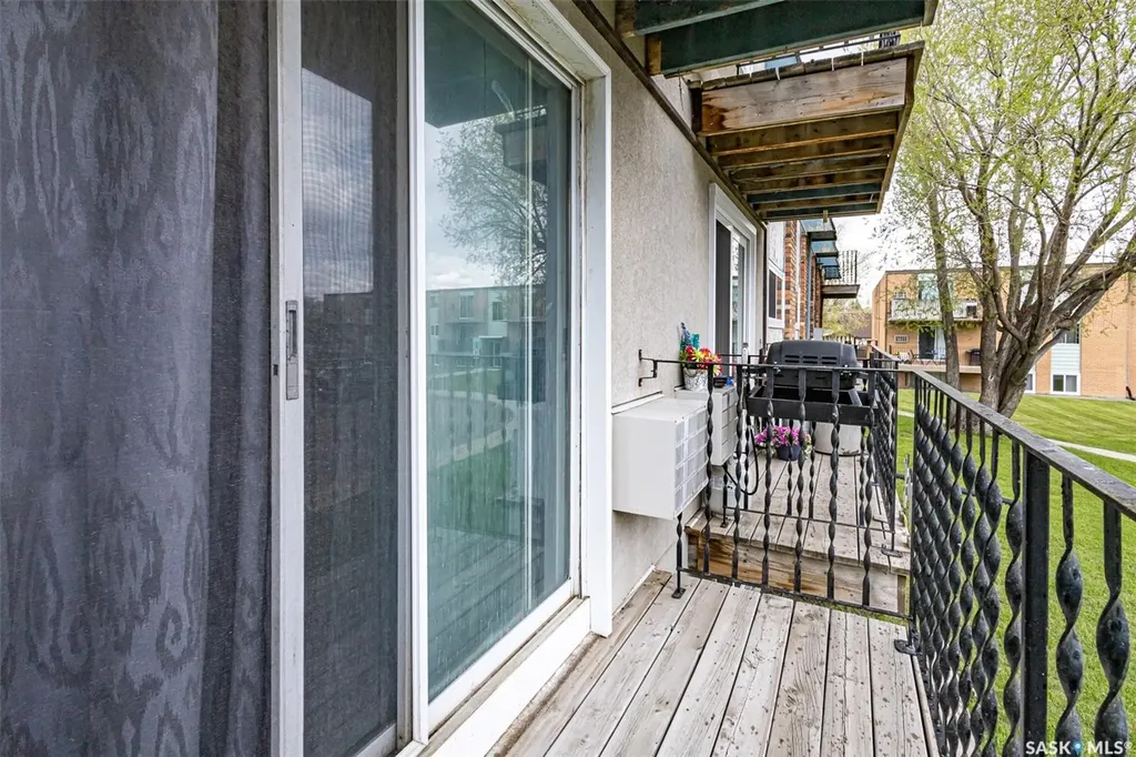 3809 Luther Place Saskatoon SK S7H 4B1