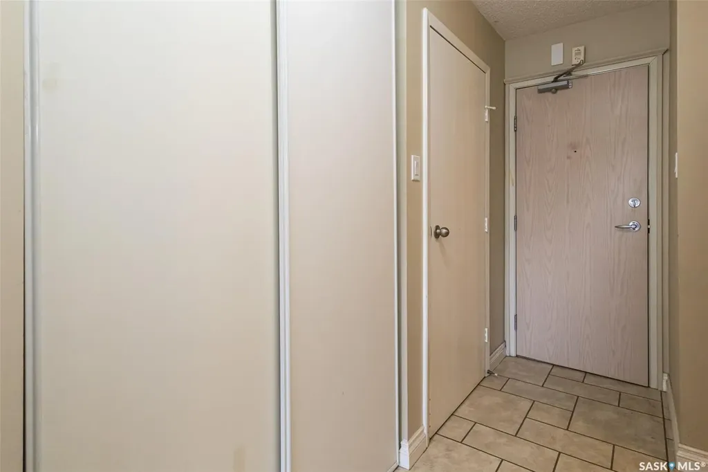3809 Luther Place Saskatoon SK S7H 4B1