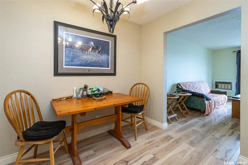 3809 Luther Place Saskatoon SK S7H 4B1