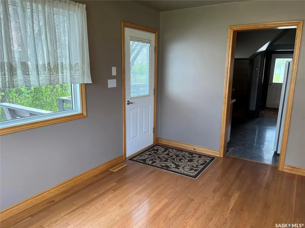 209 2nd Avenue W Gravelbourg SK S0H 1X0