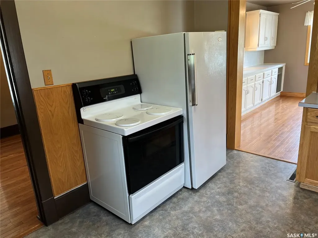 209 2nd Avenue W Gravelbourg SK S0H 1X0