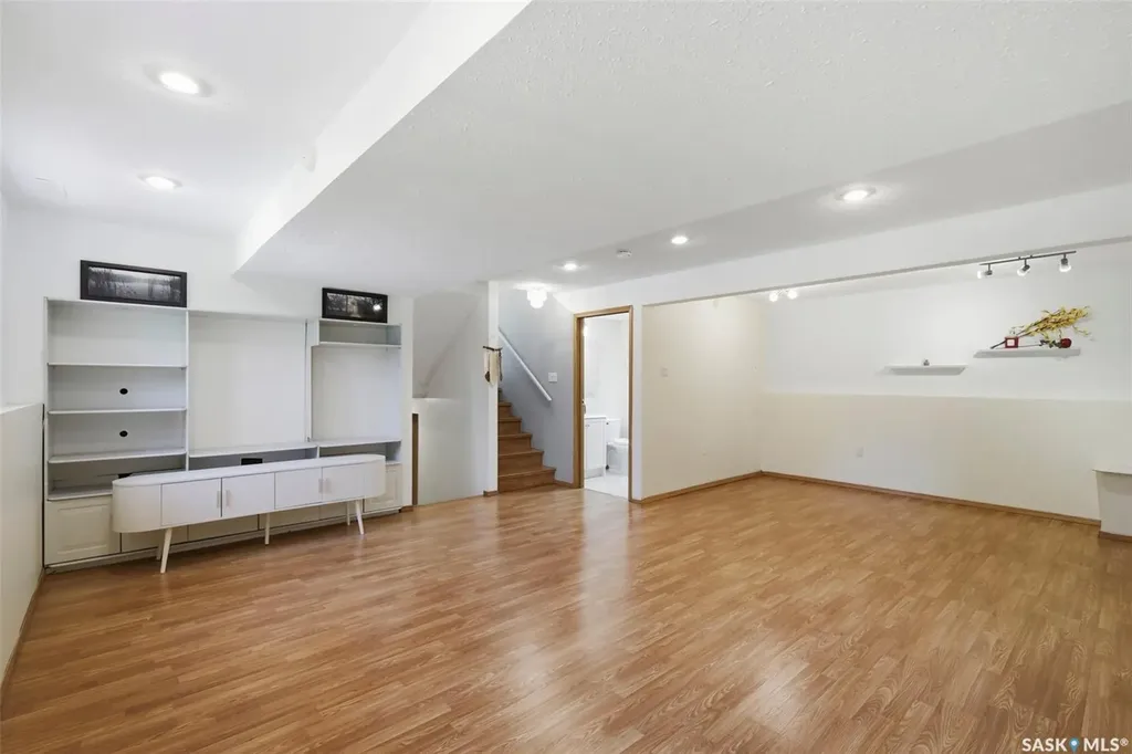 230 Konihowski Road Saskatoon SK S7S 1A7