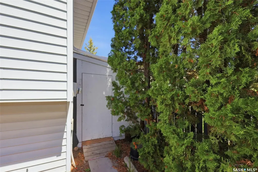230 Konihowski Road Saskatoon SK S7S 1A7