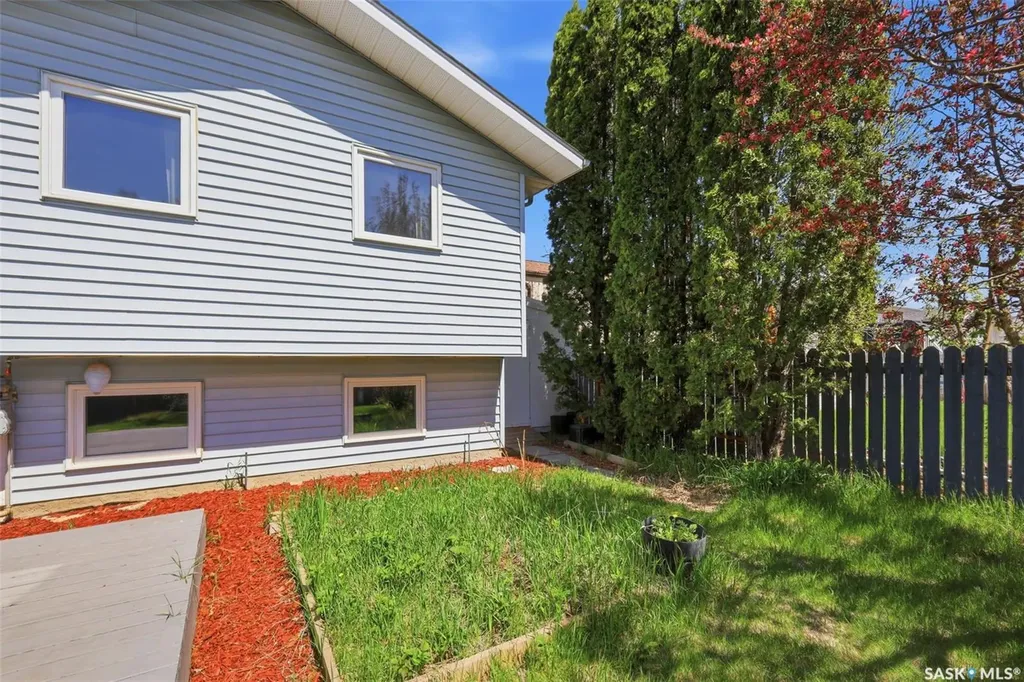 230 Konihowski Road Saskatoon SK S7S 1A7