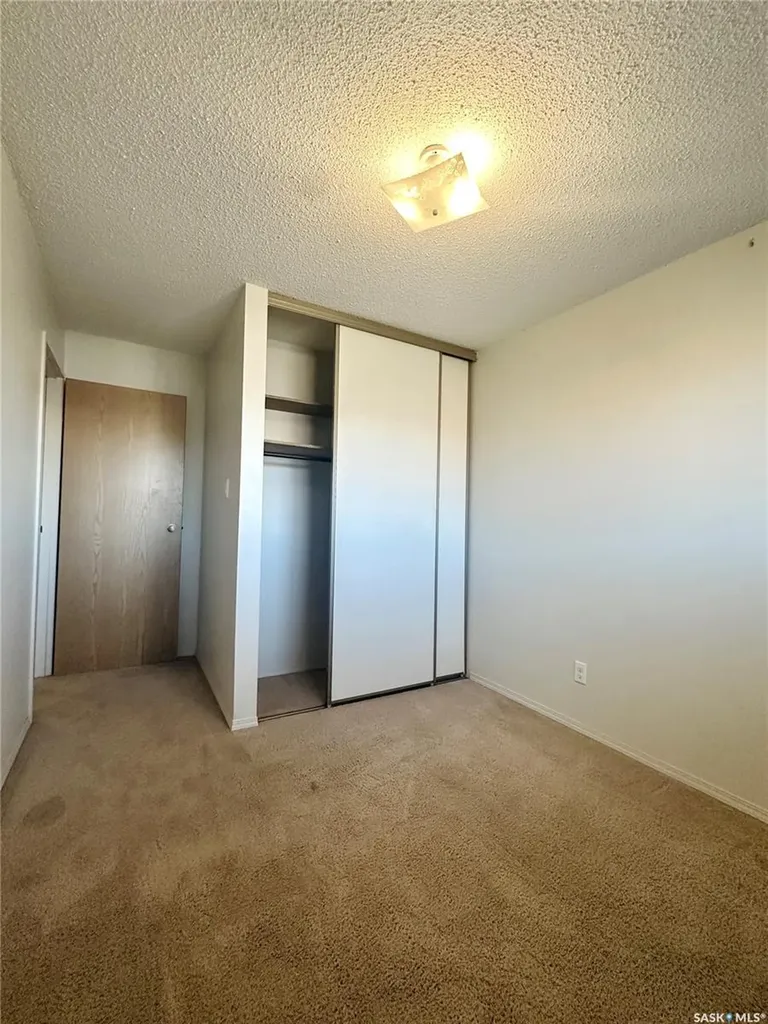 1110 9th Avenue NE Swift Current SK S9H 2S9
