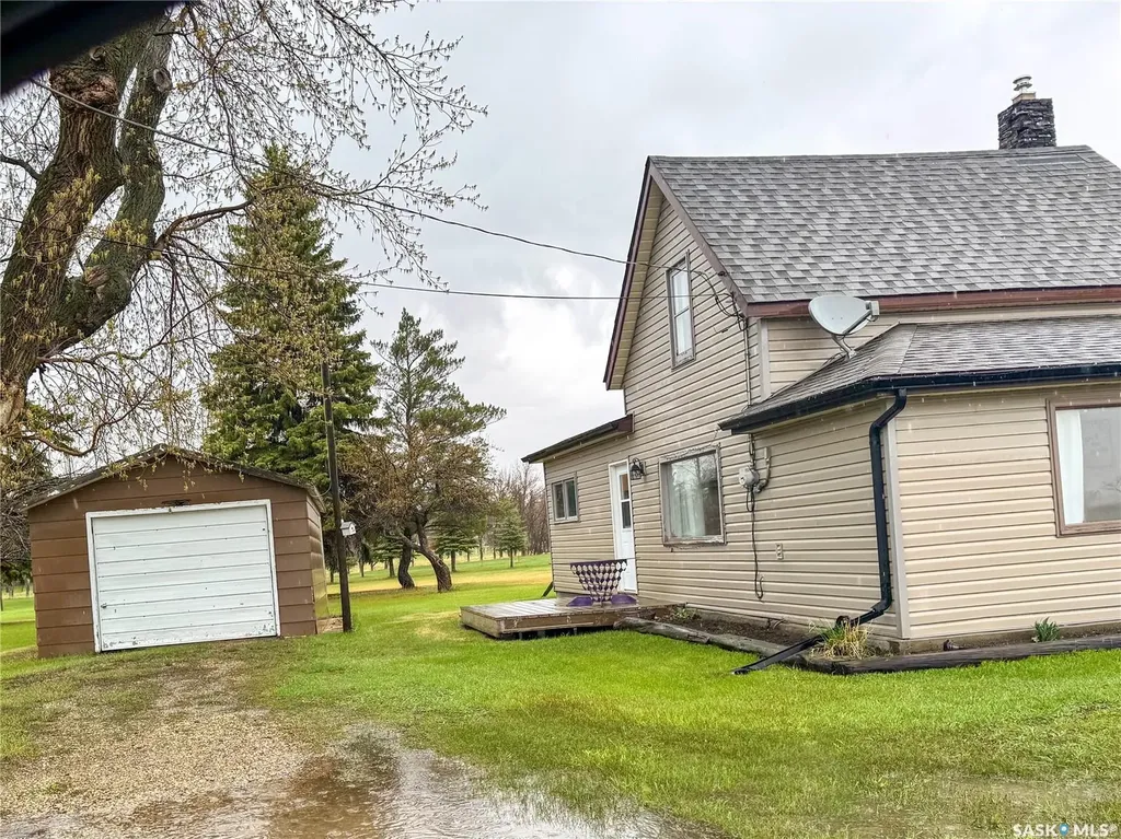 710 Cherry Street Wolseley SK S0G 5H0