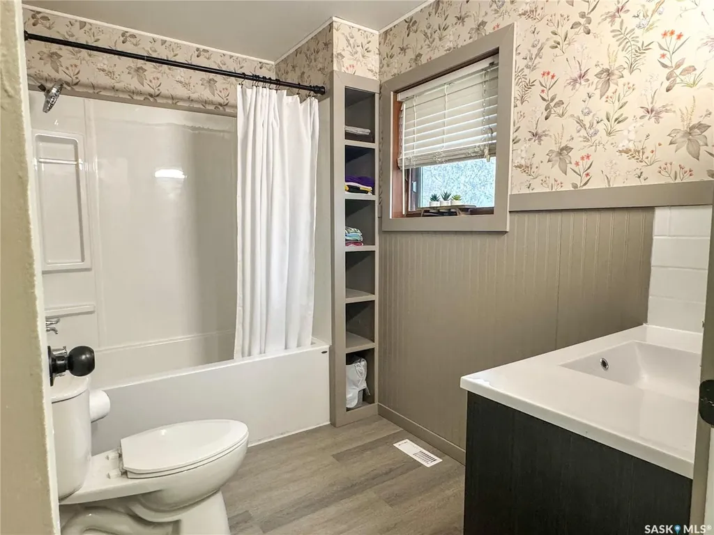 710 Cherry Street Wolseley SK S0G 5H0