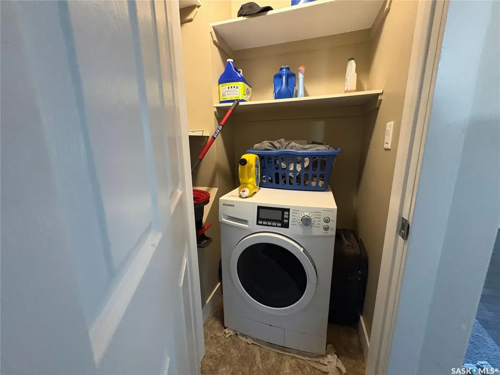 2060 Lorne Street Regina SK S4P 2M2