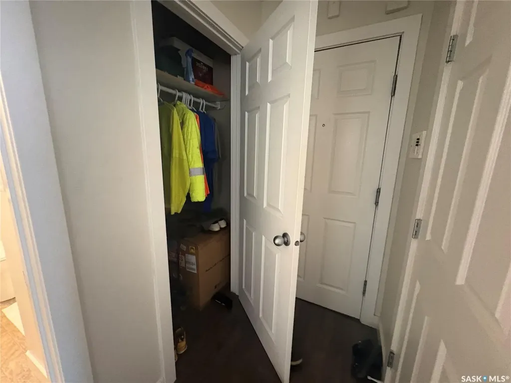 2060 Lorne Street Regina SK S4P 2M2