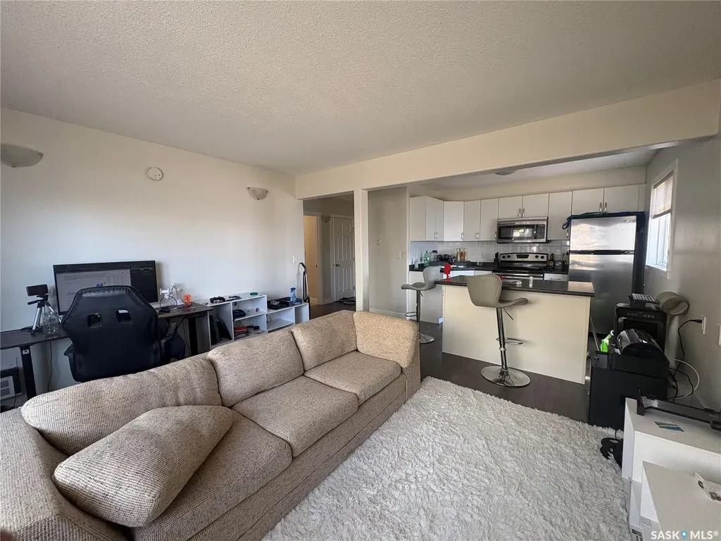 2060 Lorne Street Regina SK S4P 2M2