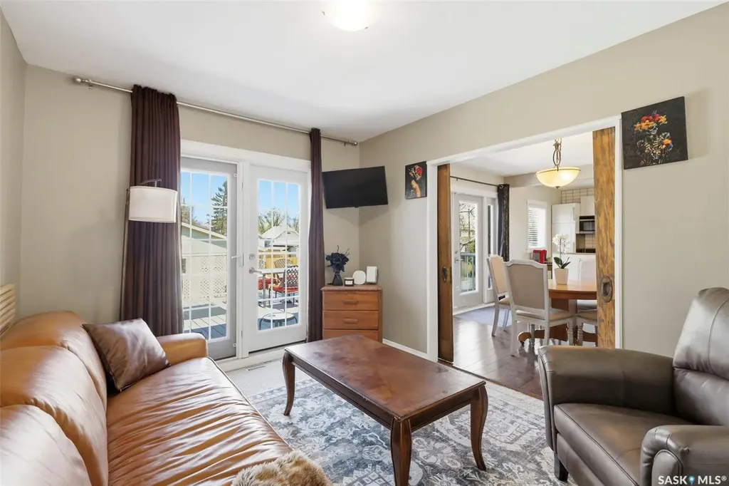 816 Empress Street Saskatoon SK S7K 0Y4