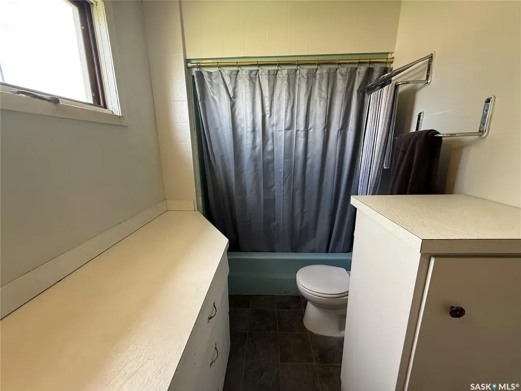 603 5th Street SW Eston SK S0L 1A0