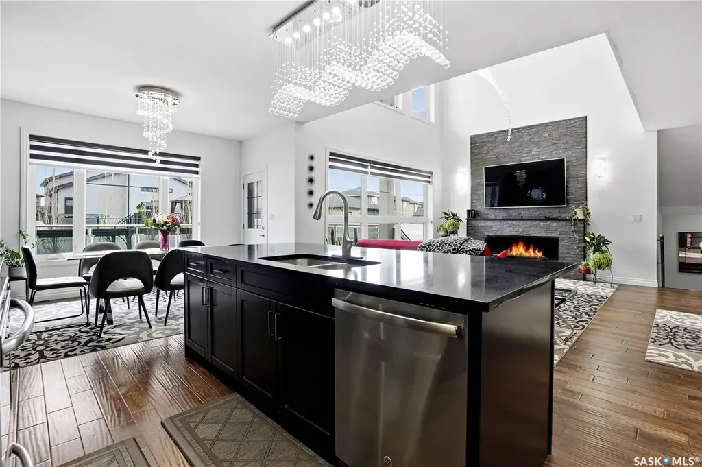 4714 E Green Apple Drive Regina SK S4V 3L2