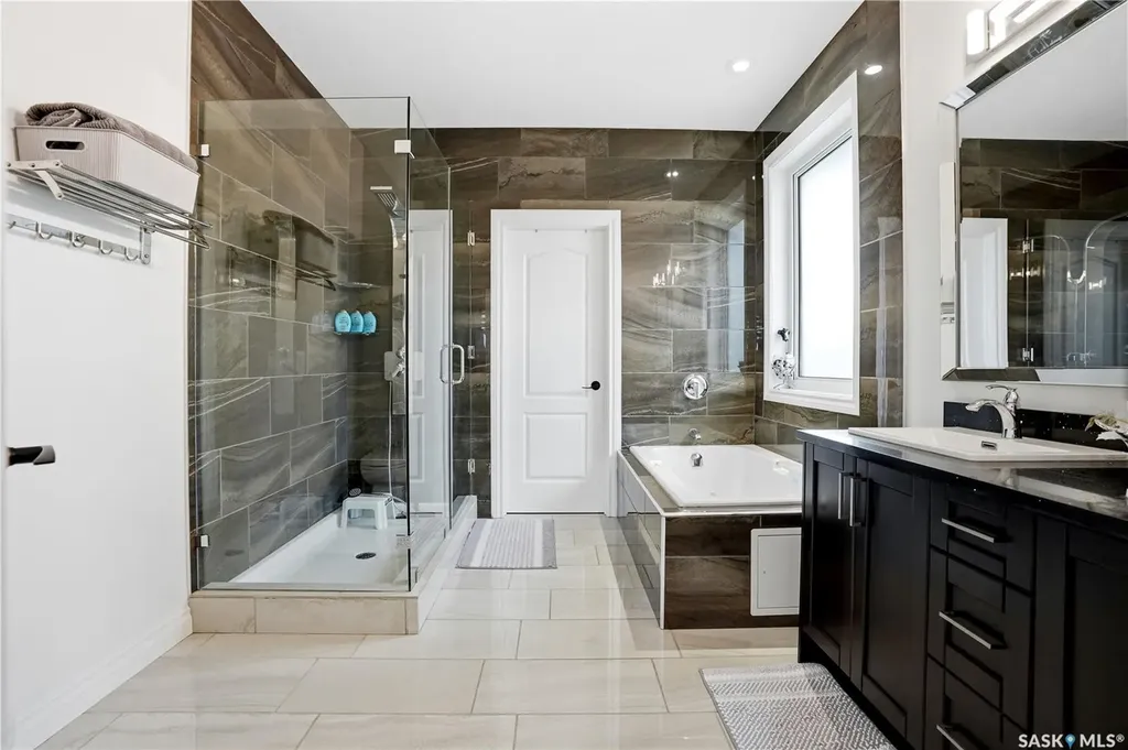 4714 E Green Apple Drive Regina SK S4V 3L2