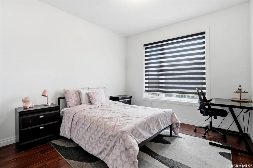 4714 E Green Apple Drive Regina SK S4V 3L2