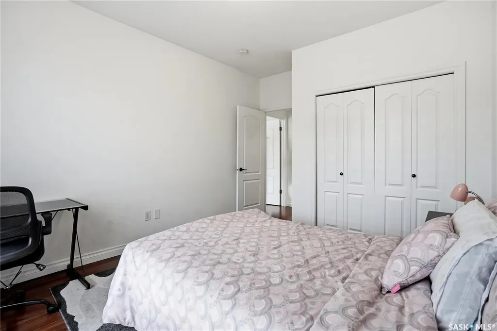 4714 E Green Apple Drive Regina SK S4V 3L2