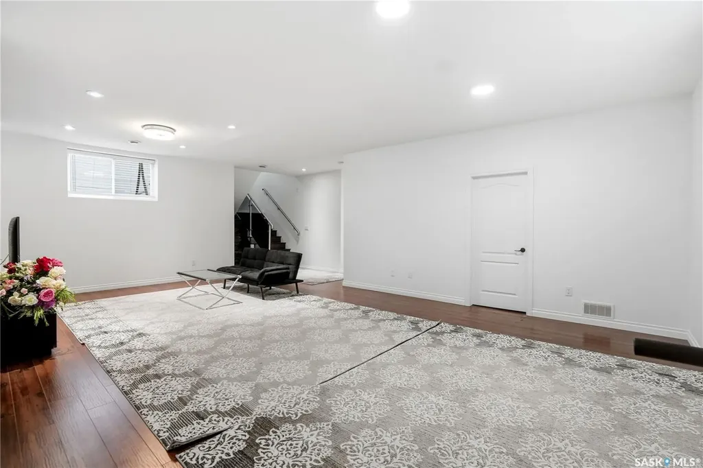 4714 E Green Apple Drive Regina SK S4V 3L2