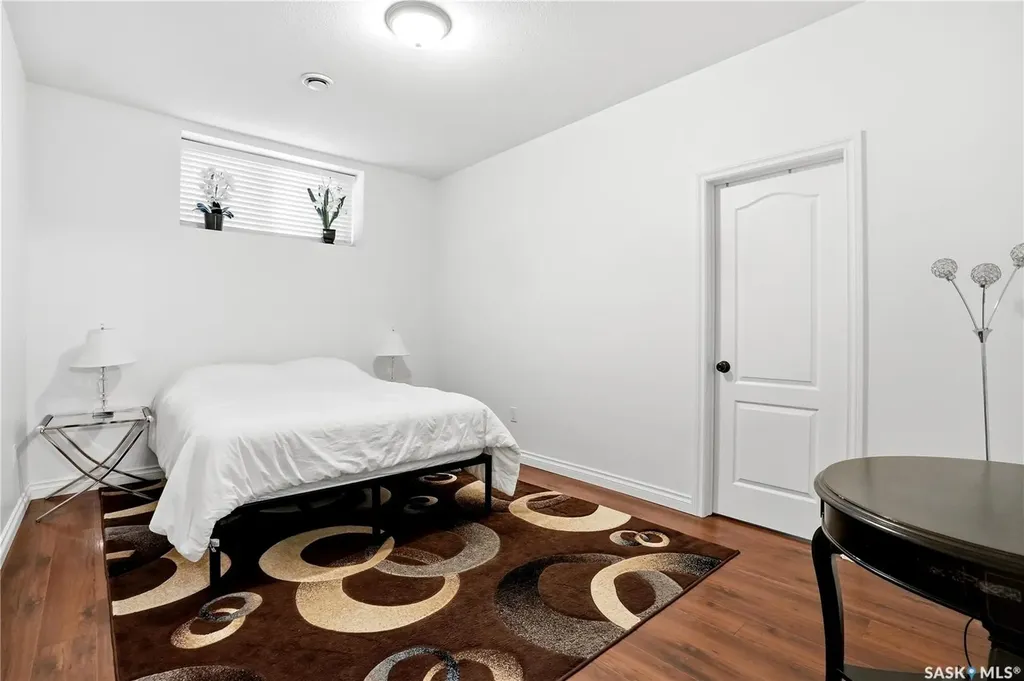 4714 E Green Apple Drive Regina SK S4V 3L2