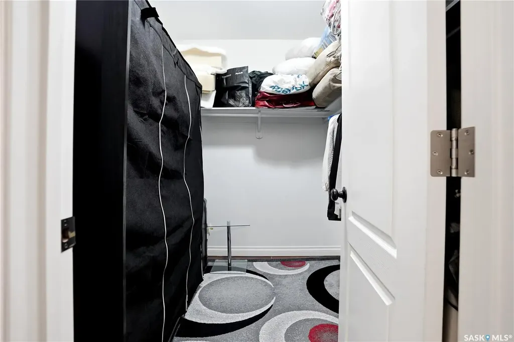 4714 E Green Apple Drive Regina SK S4V 3L2