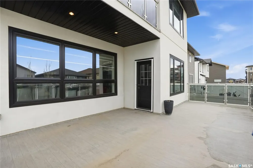 4714 E Green Apple Drive Regina SK S4V 3L2