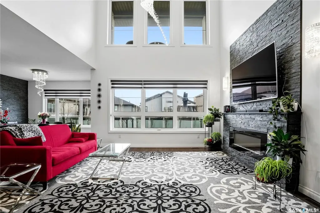 4714 E Green Apple Drive Regina SK S4V 3L2