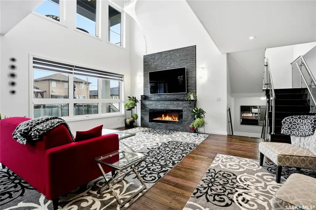 4714 E Green Apple Drive Regina SK S4V 3L2