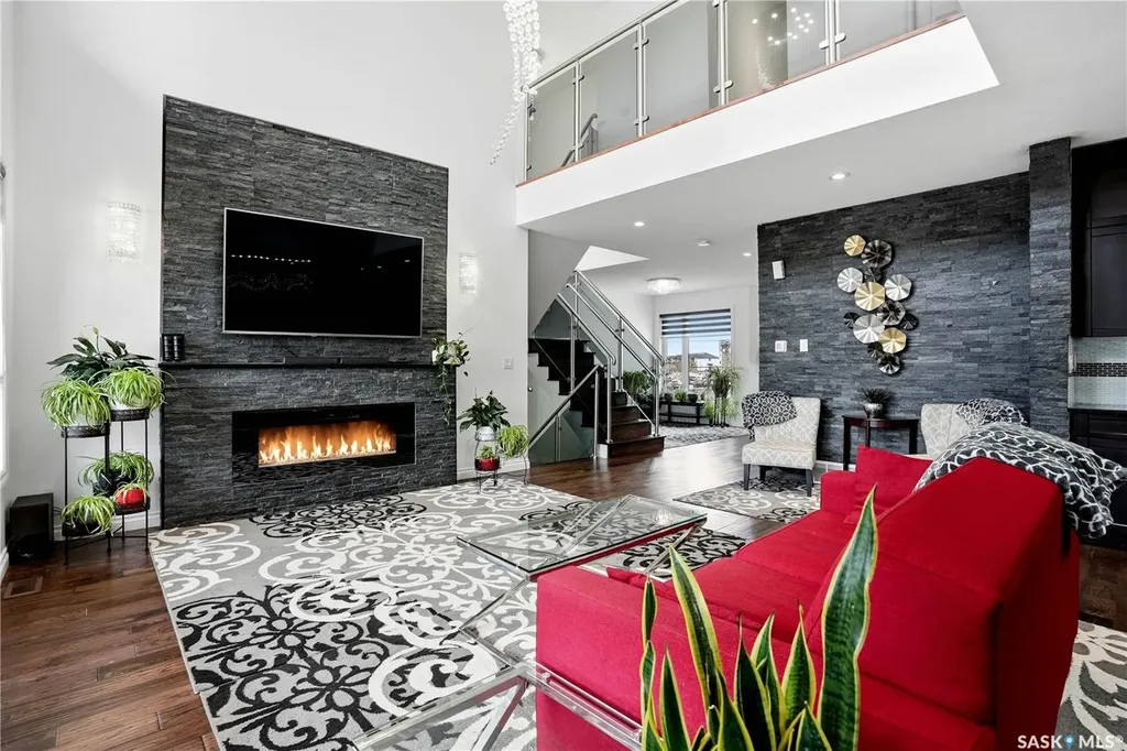 4714 E Green Apple Drive Regina SK S4V 3L2