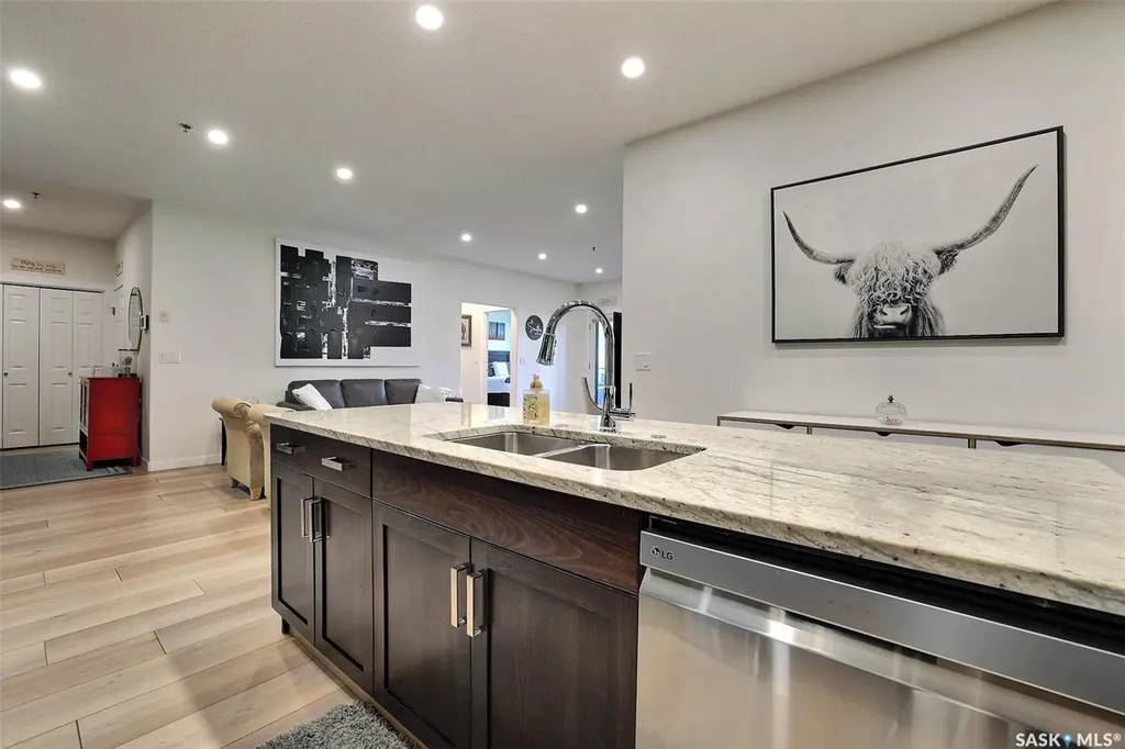 4721 Mctavish Street Regina SK S4S 6H2