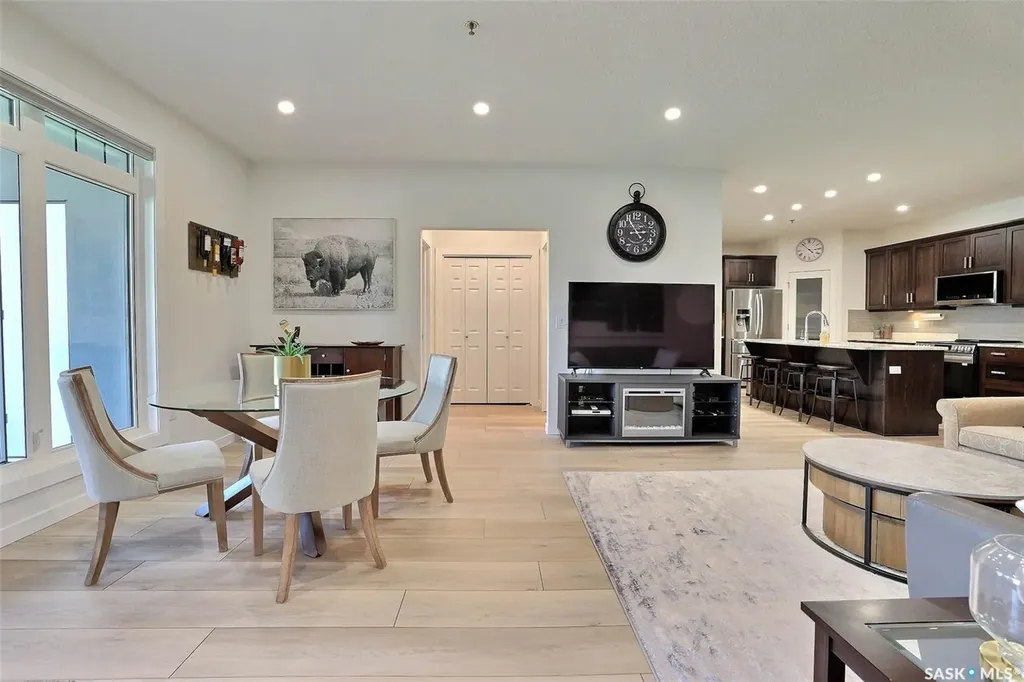 4721 Mctavish Street Regina SK S4S 6H2