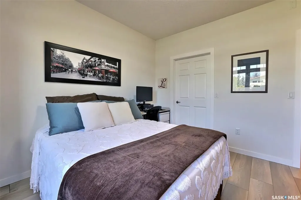 4721 Mctavish Street Regina SK S4S 6H2