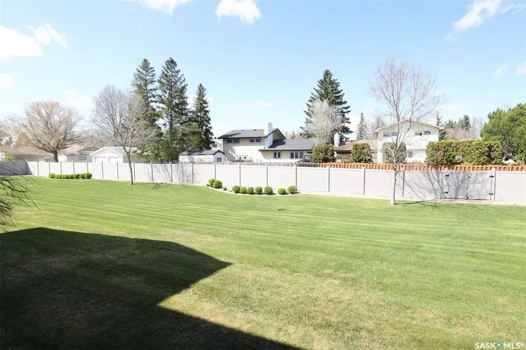 4721 Mctavish Street Regina SK S4S 6H2