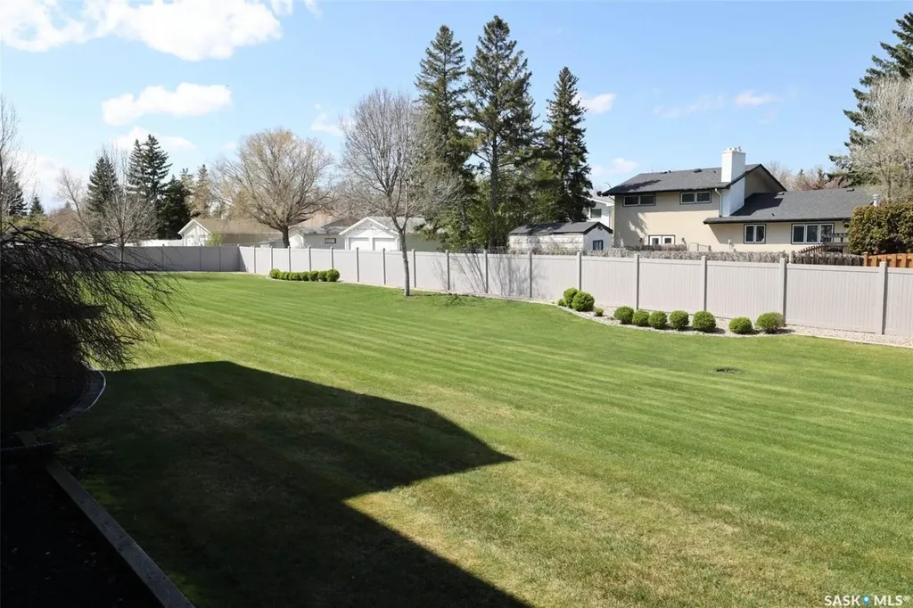 4721 Mctavish Street Regina SK S4S 6H2