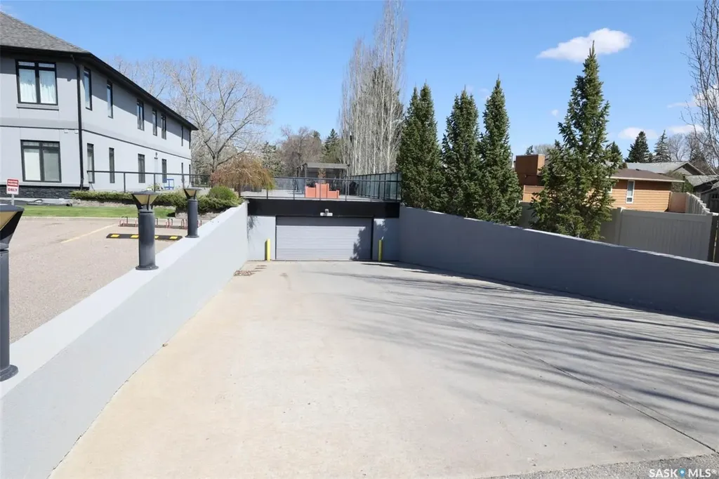 4721 Mctavish Street Regina SK S4S 6H2