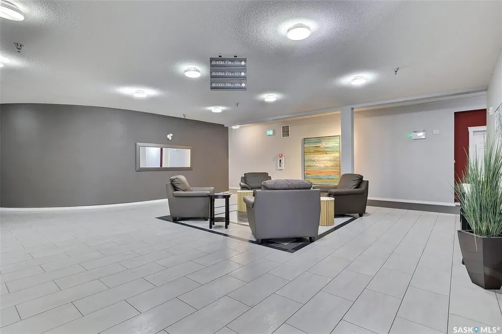 4721 Mctavish Street Regina SK S4S 6H2