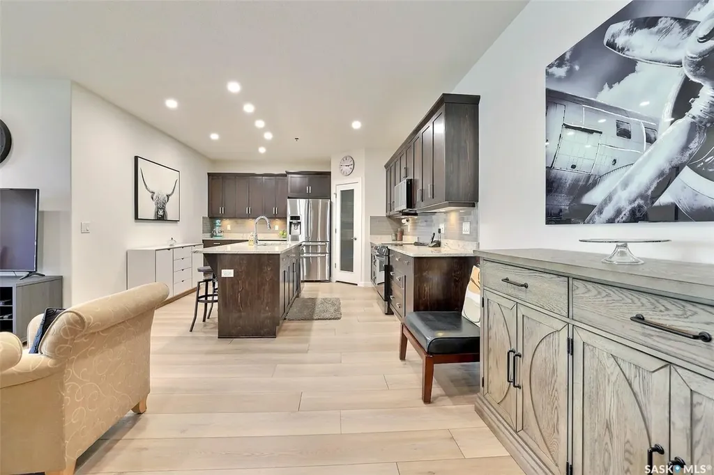 4721 Mctavish Street Regina SK S4S 6H2