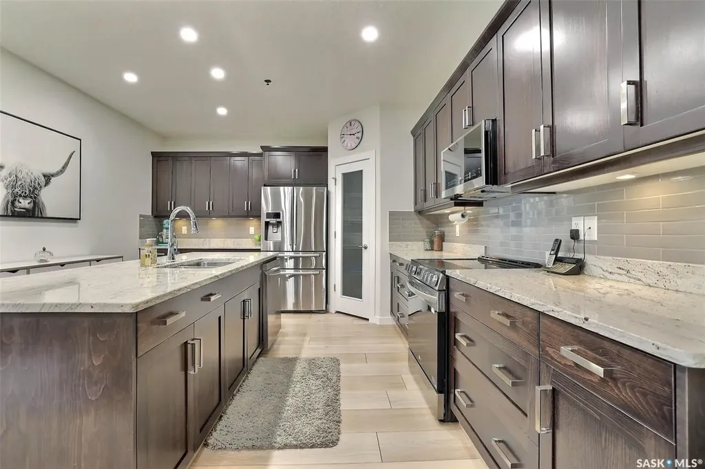 4721 Mctavish Street Regina SK S4S 6H2