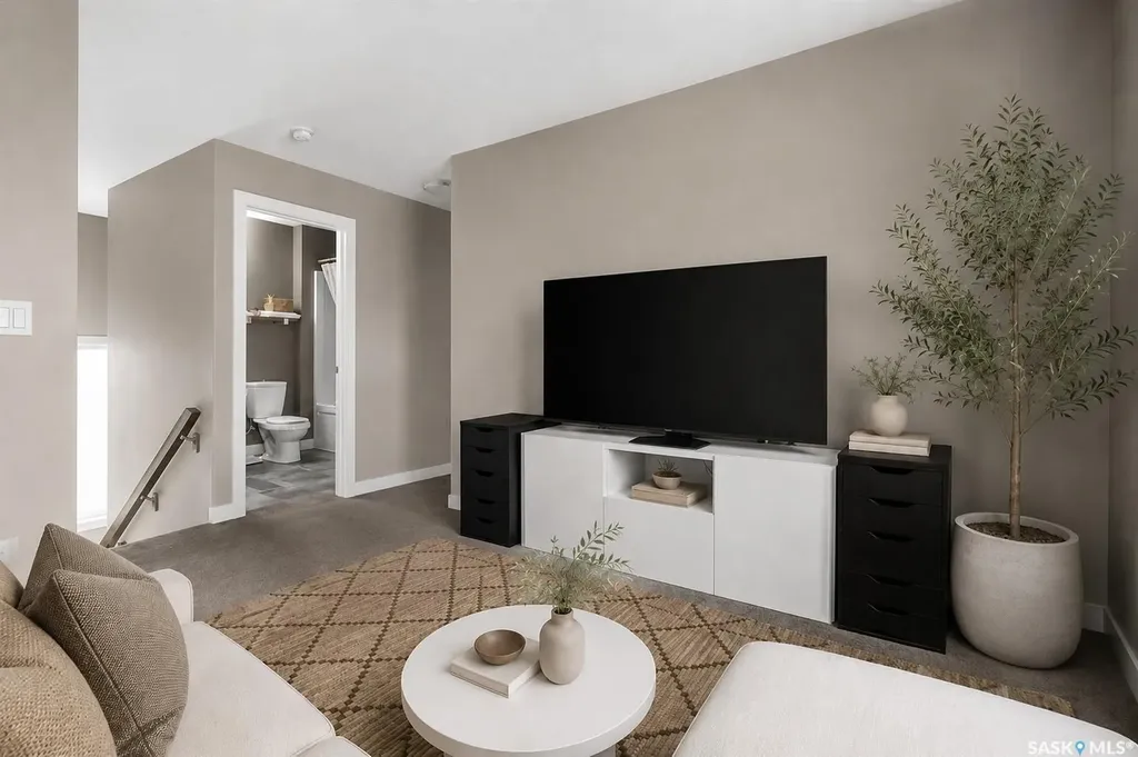 5044 Crane Crescent Regina SK S4W 0B9