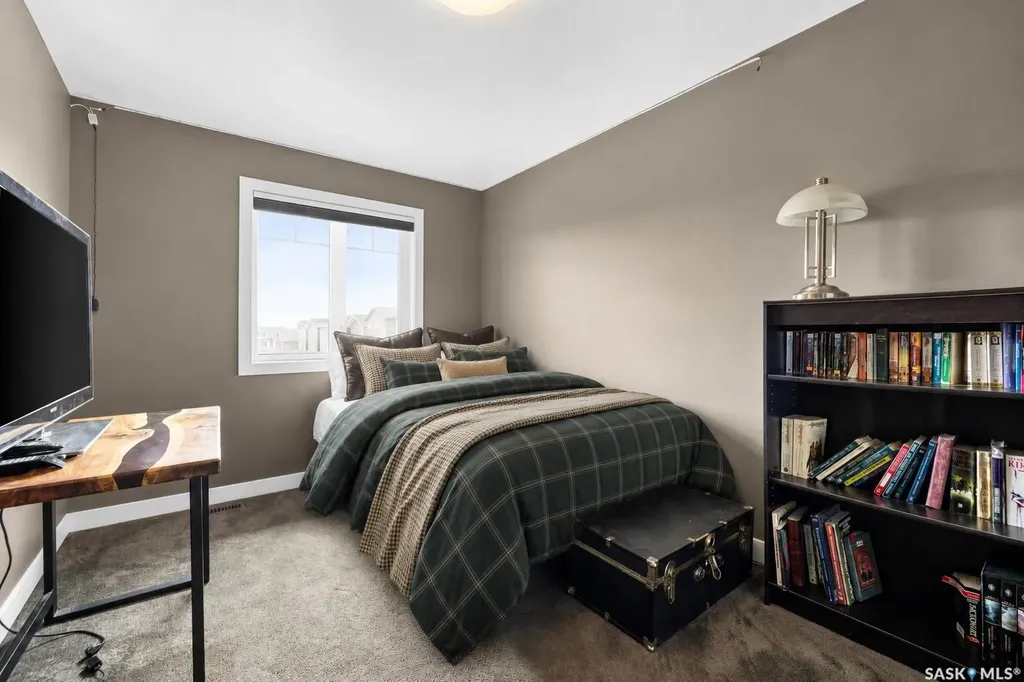 5044 Crane Crescent Regina SK S4W 0B9