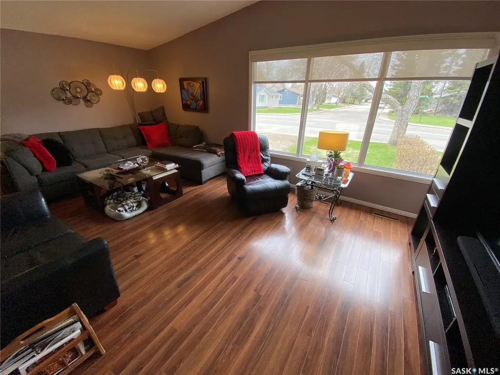 544 Circlebrooke Drive Yorkton SK S3N 2T4