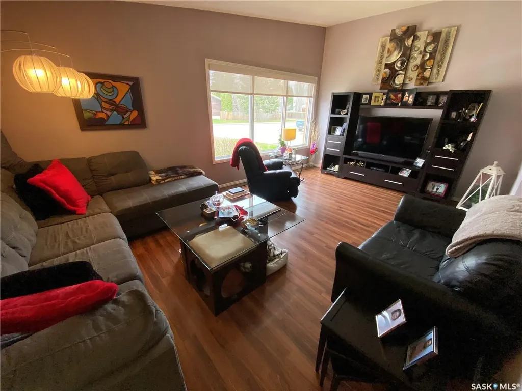 544 Circlebrooke Drive Yorkton SK S3N 2T4