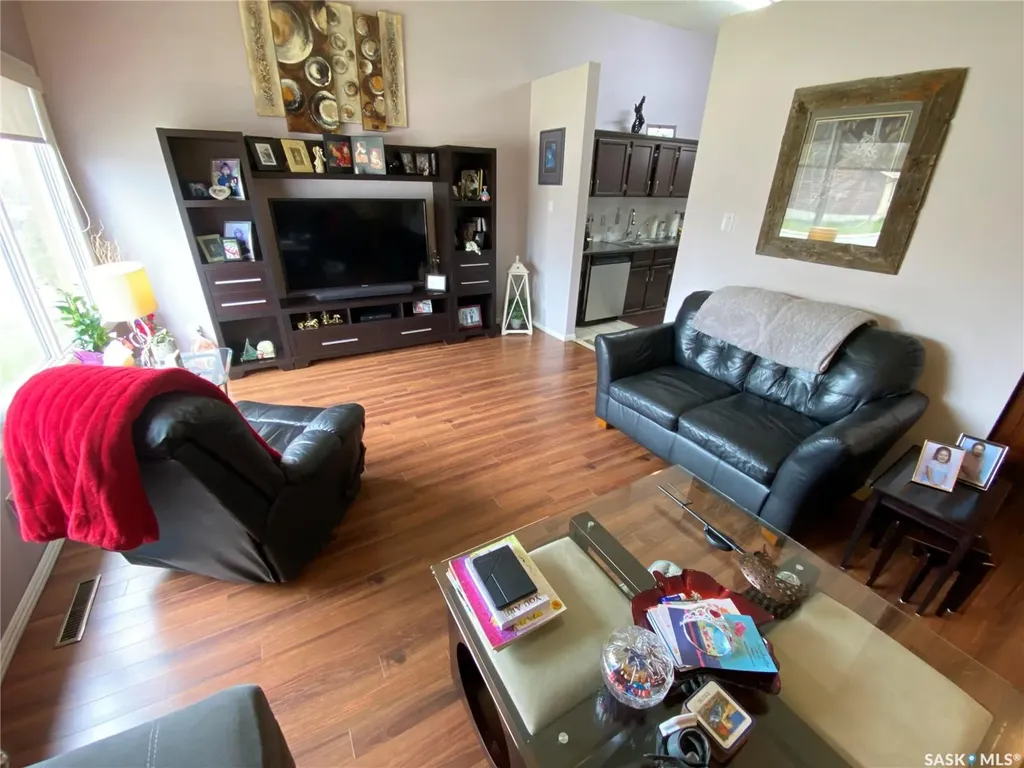 544 Circlebrooke Drive Yorkton SK S3N 2T4