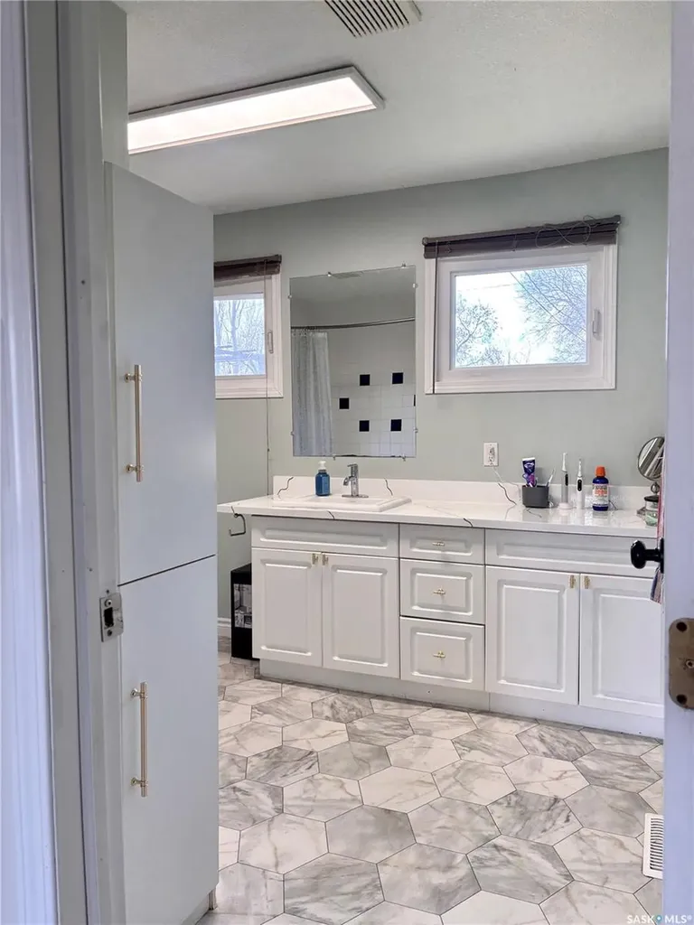 218 Taphorn Street Muenster SK S0K 2Y0